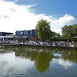 De Hofjes Отель Wormer